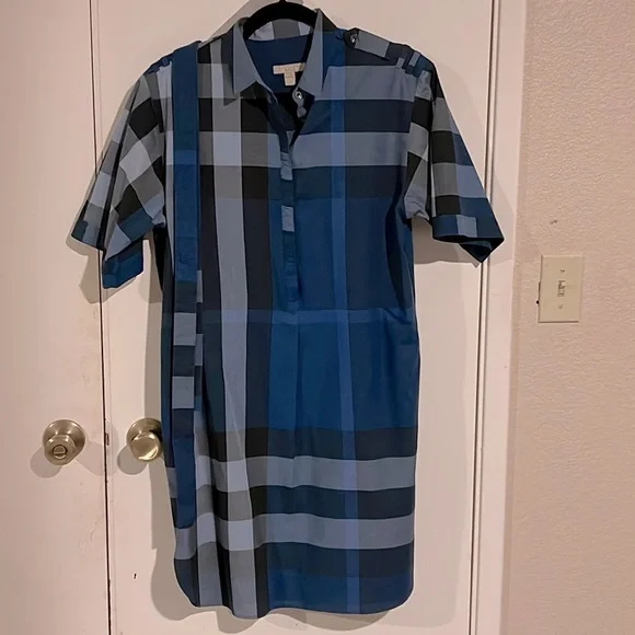 Burberry Blue Polo Collar Raglan Dress